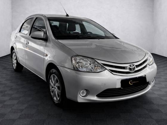 TOYOTA ETIOS 1.5 XS SEDAN 16V FLEX 4P AUTOMÁTICO